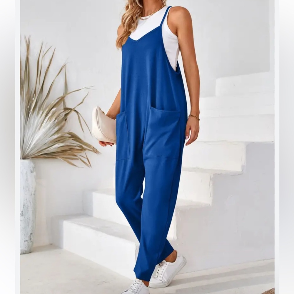 18 V-Neck Sleeveless Solid Harem Jumpsuit